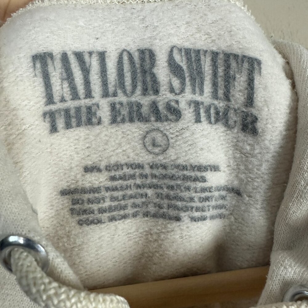 Taylor Swift Eras Tour Hoodie Heart Womens Large Official Merch Cream - Picture 4 of 7
